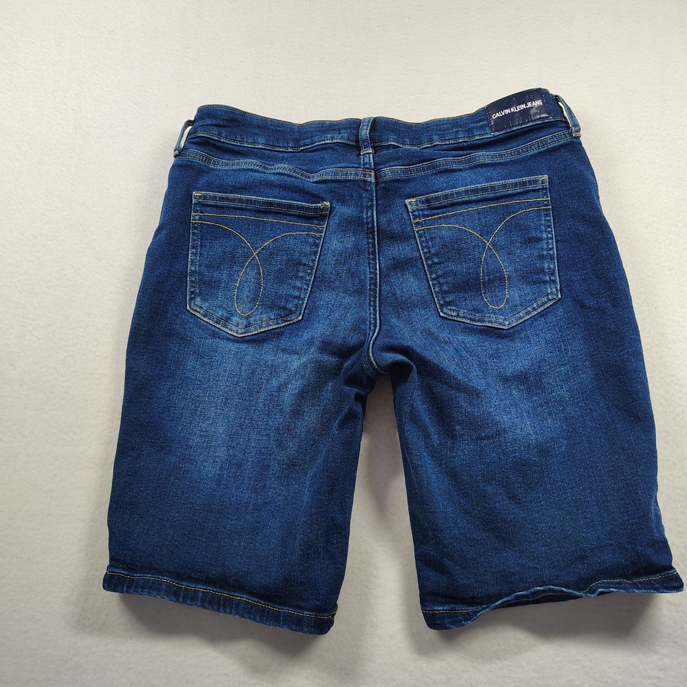 Calvin Klein jeans Sz 10 Blue Denim mid wash Bermuda shorts Inseam 8" - Picture 5 of 12